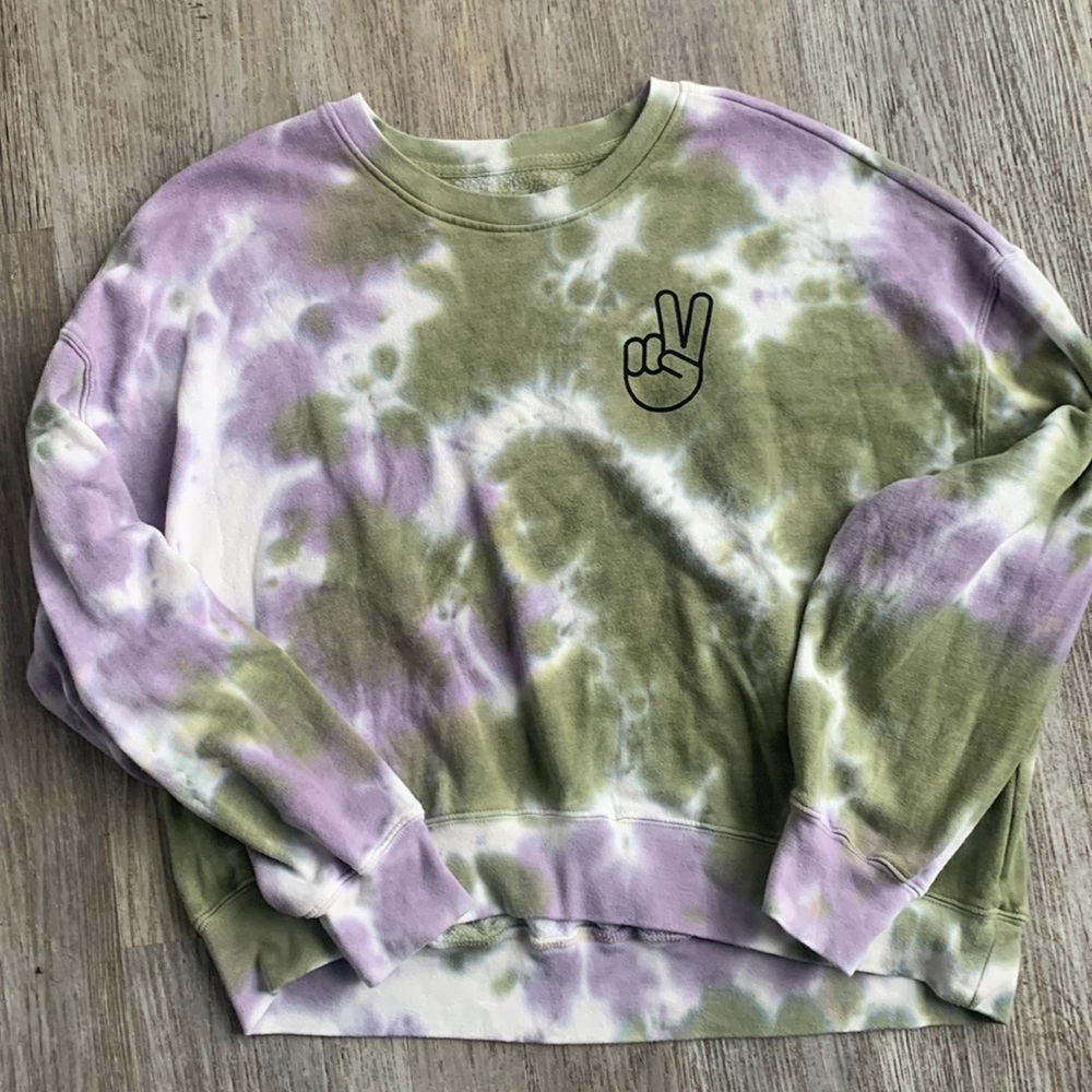 Rebellious One peace sweatshirt